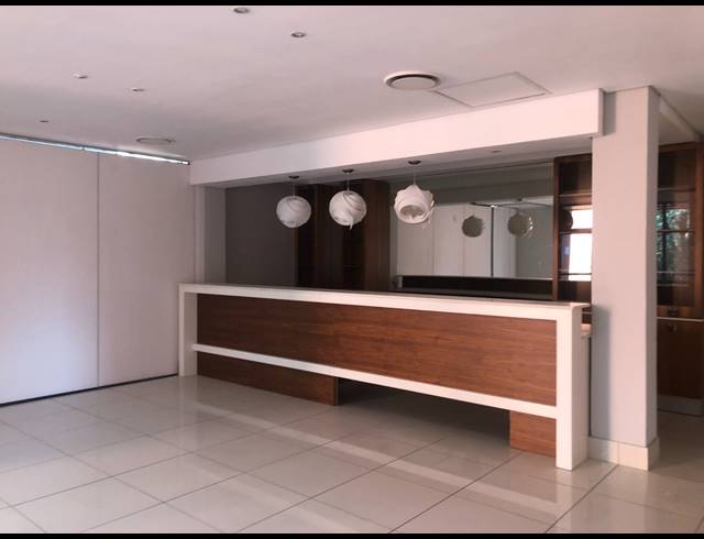 573M² RETAIL TO LET IN SANDTON CENTRAL